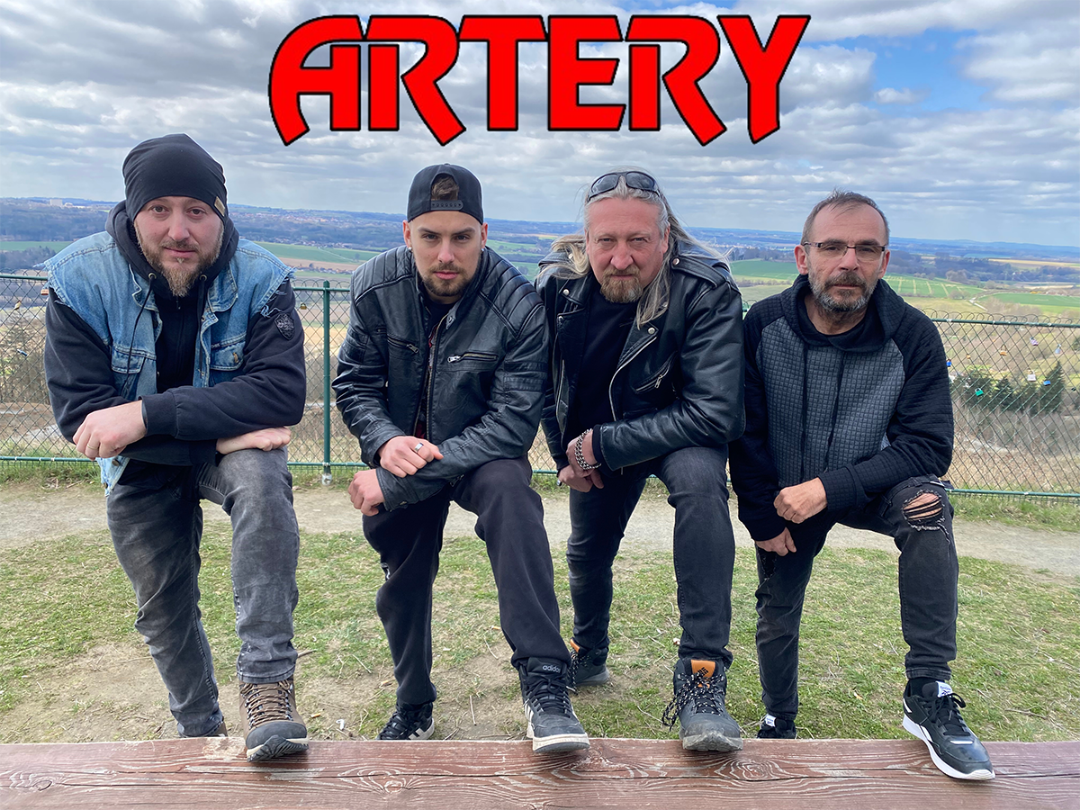 S pěti řadovými alby a několika singly na …