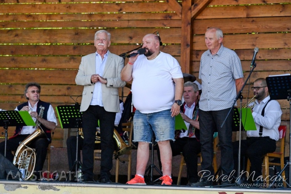 A o tom, že půjde o další výjimečný ročník, …