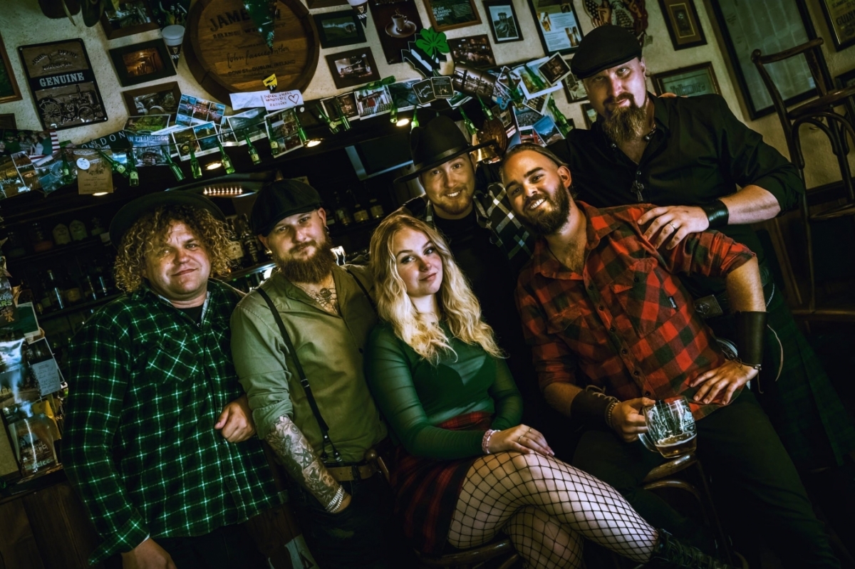 MORAVIAN BASTARDS
( celtic punk rock / Třebíč …