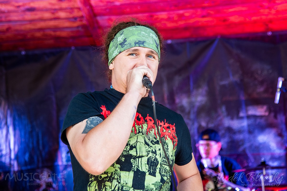 Oficiální zahájení festivalu…