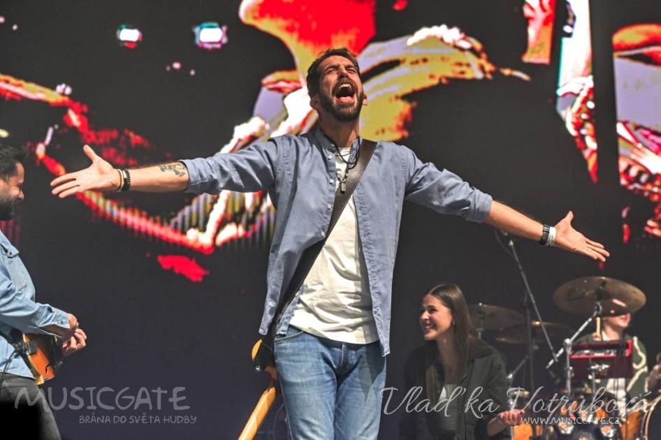 Fakt, že je Všudezdejší, potvrdil Jelen i v O2 …