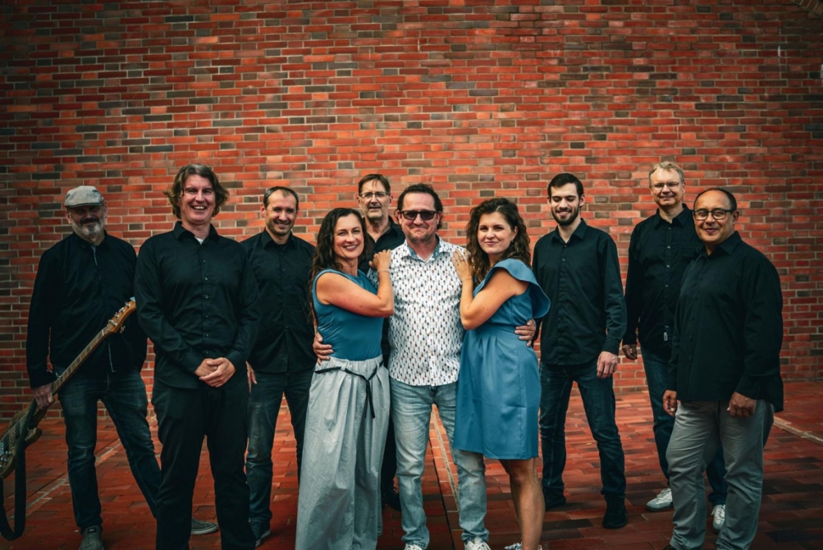 FROP žánr poprvé s filharmonií
Kapela eNDee …