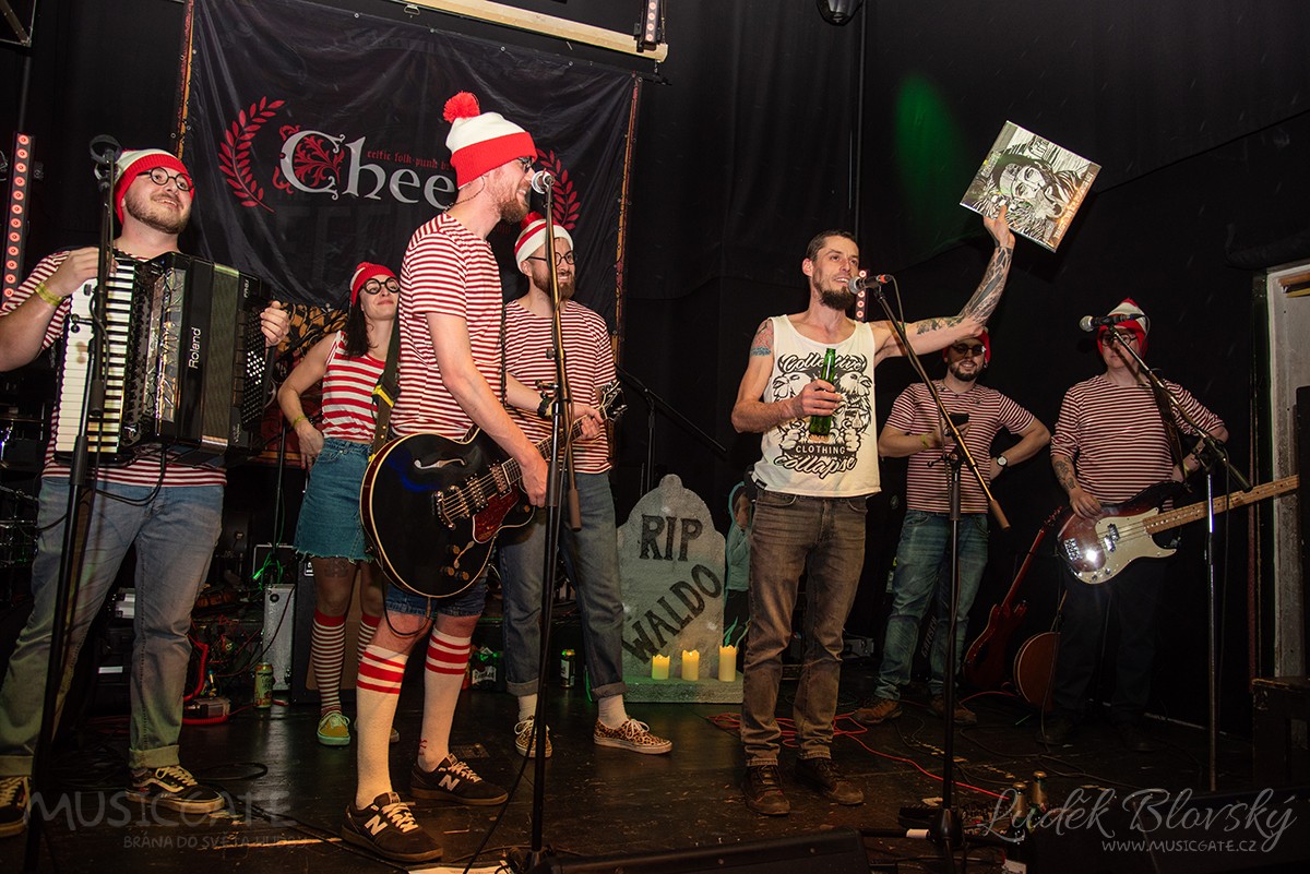 Křest nové desky kapely Cheers!