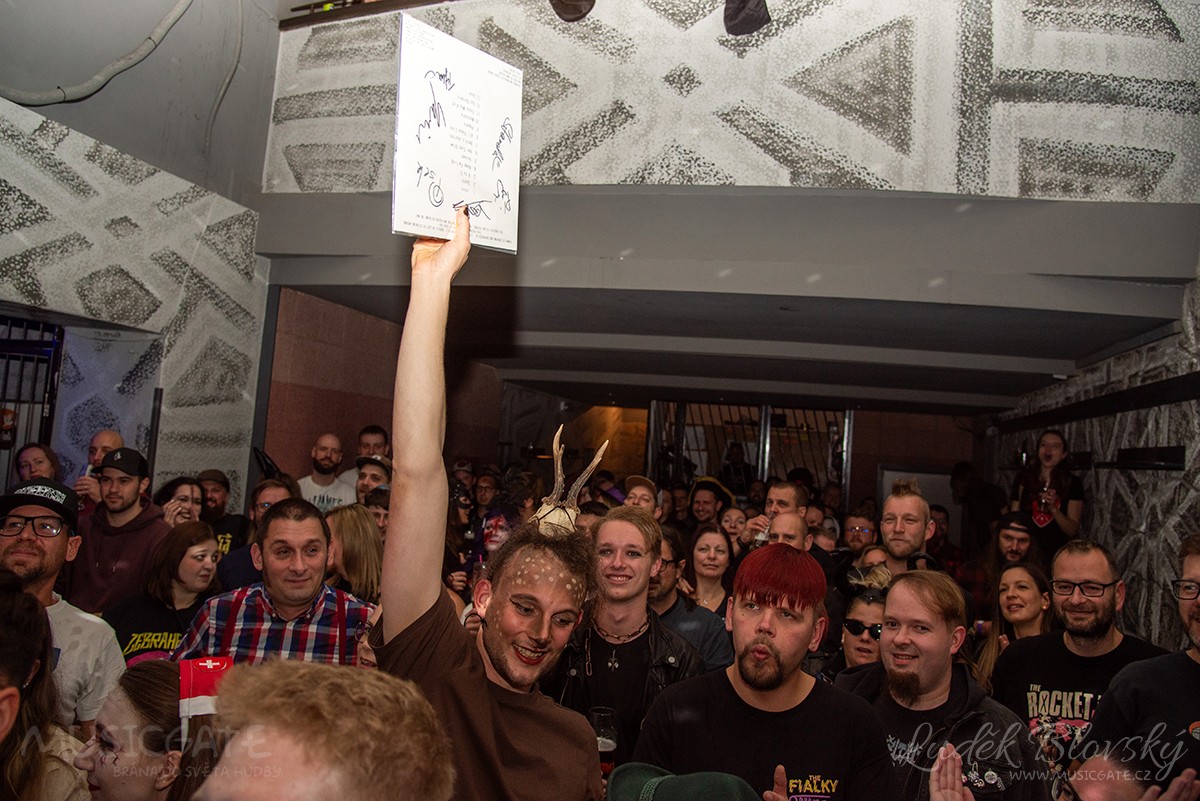 Křest nové desky kapely Cheers!