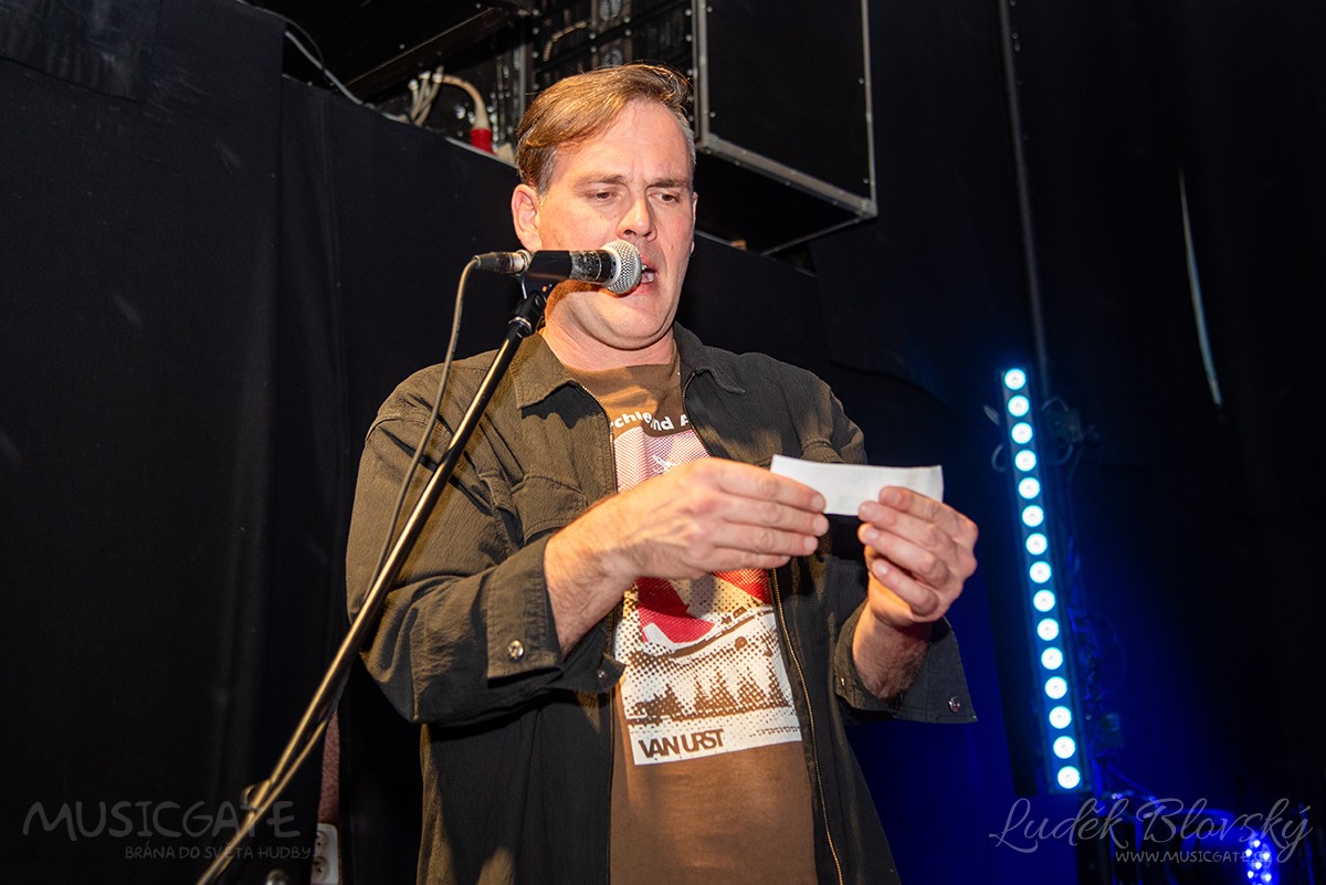 Losování dvou volných vstupenek…