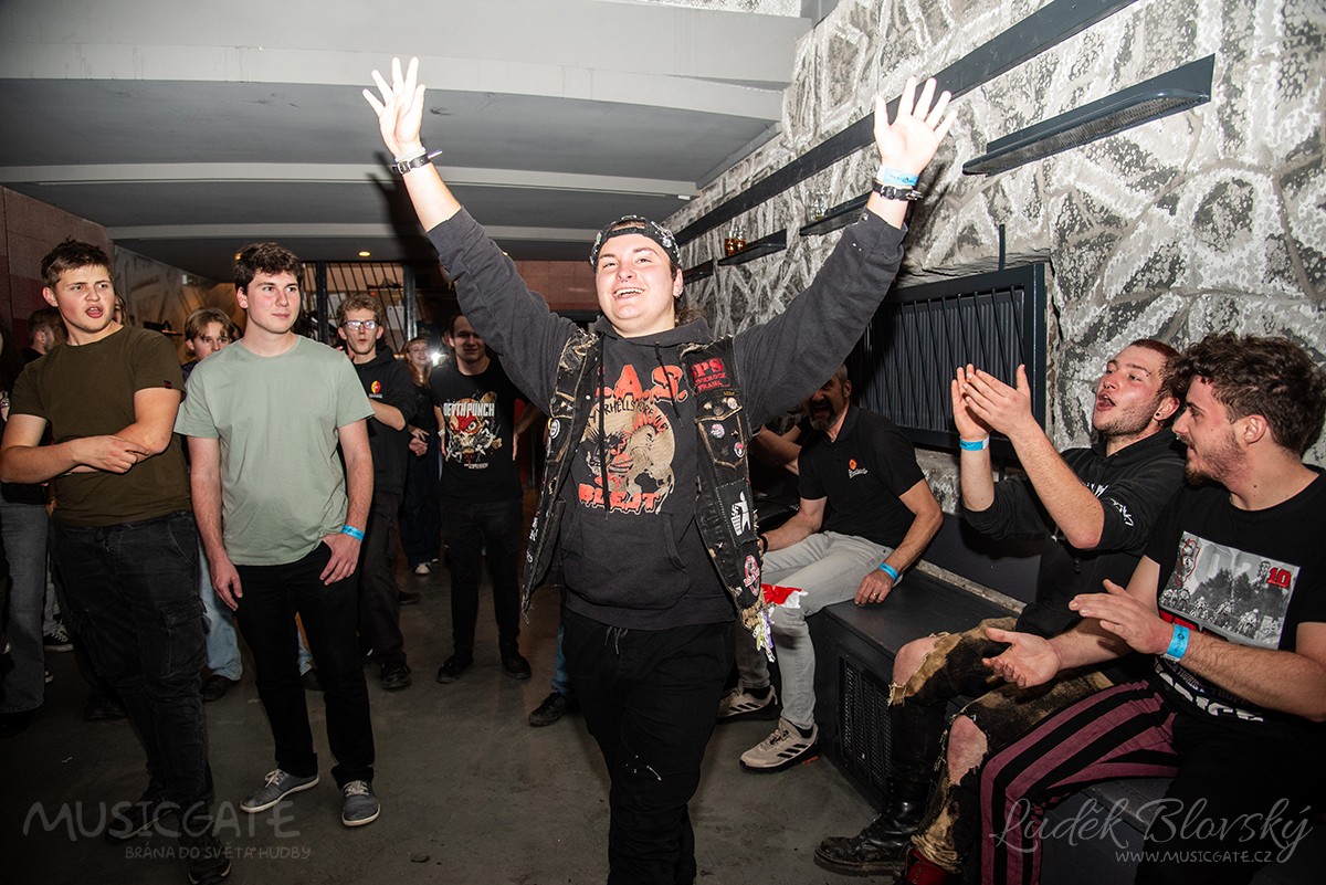 Losování dvou volných vstupenek…