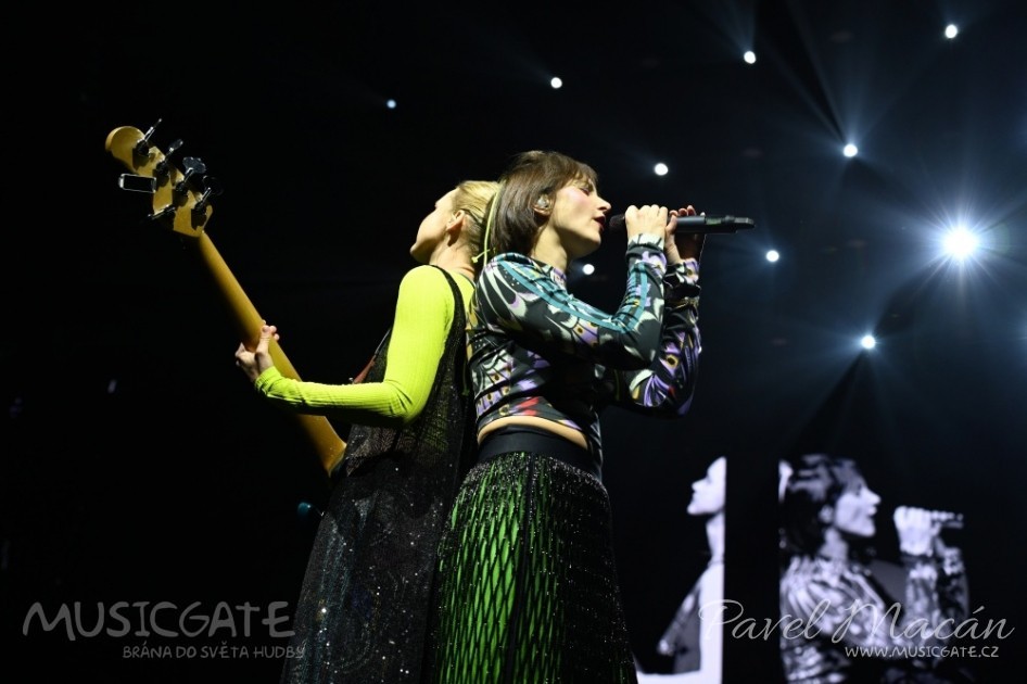 Po slavnostním zahájení nás čekalo éterické …