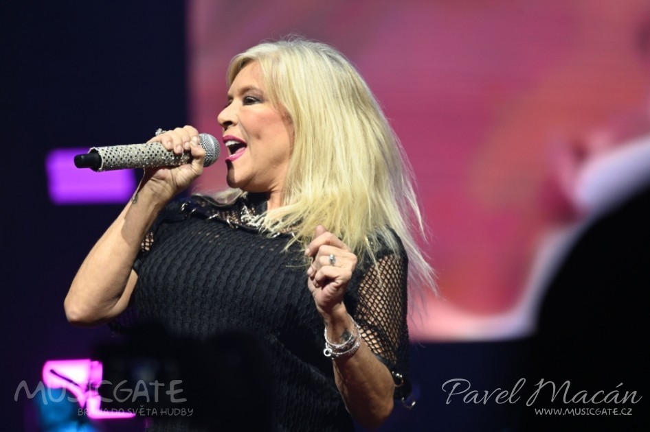 Poté poctila Megakoncert Radia Čas pro všechny …