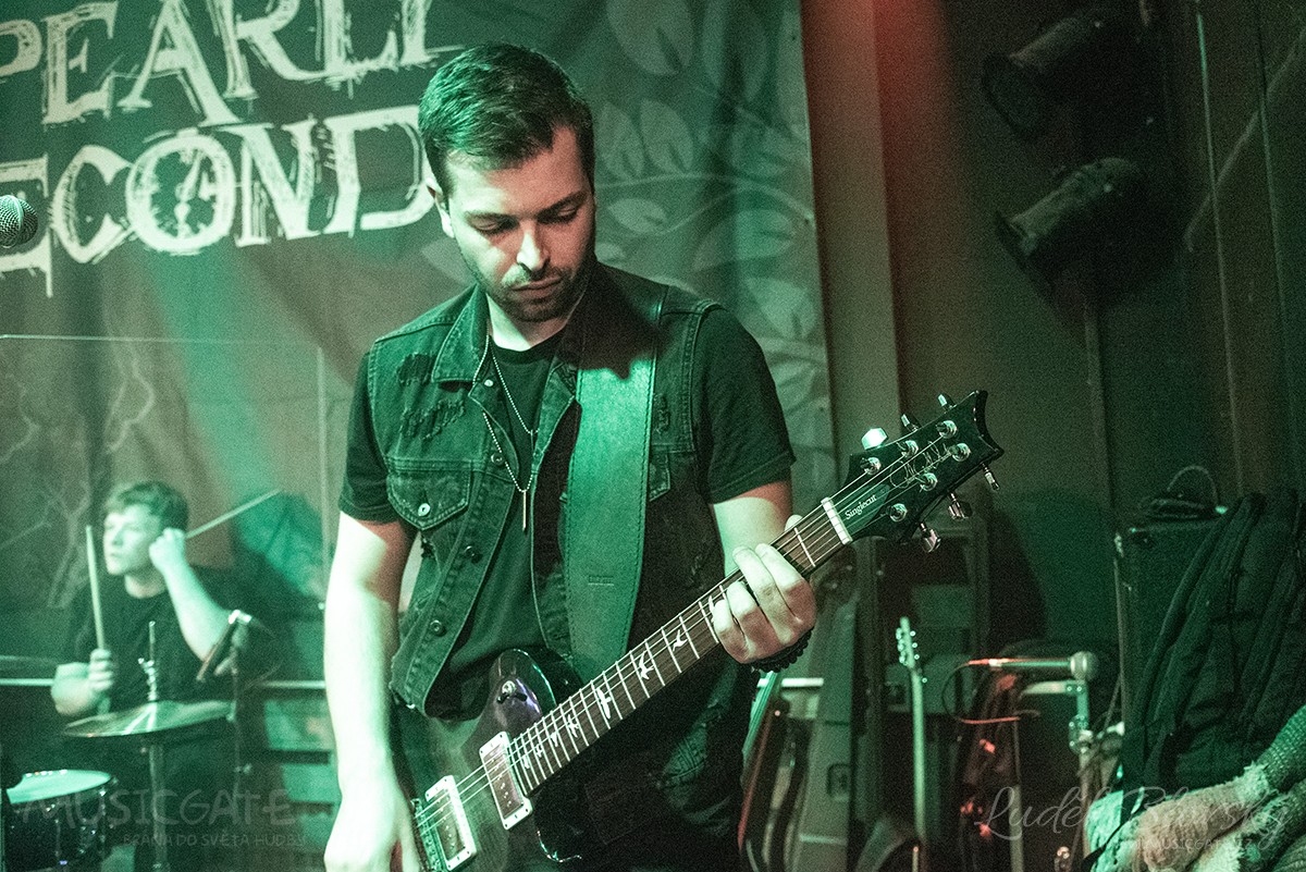 Kapela Pearly Seconds