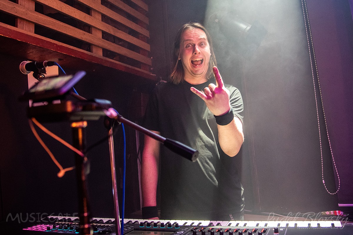 Kapela Pearly Seconds