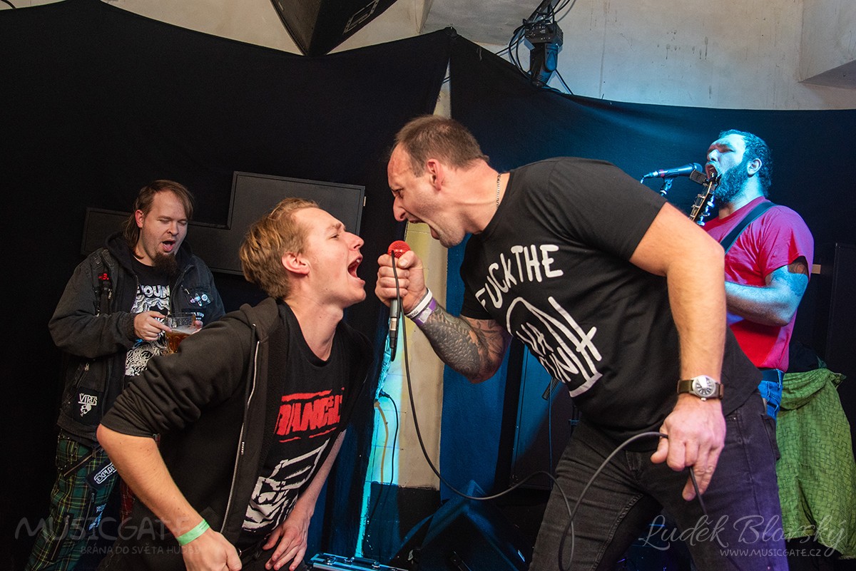 Z koncertu kapely KT Bandits