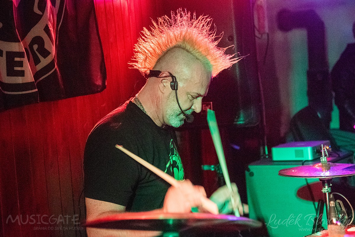 Kapela Švagrův punk