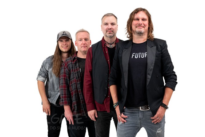 Píseň Uplácím čas od kapely Martyho Banda není …