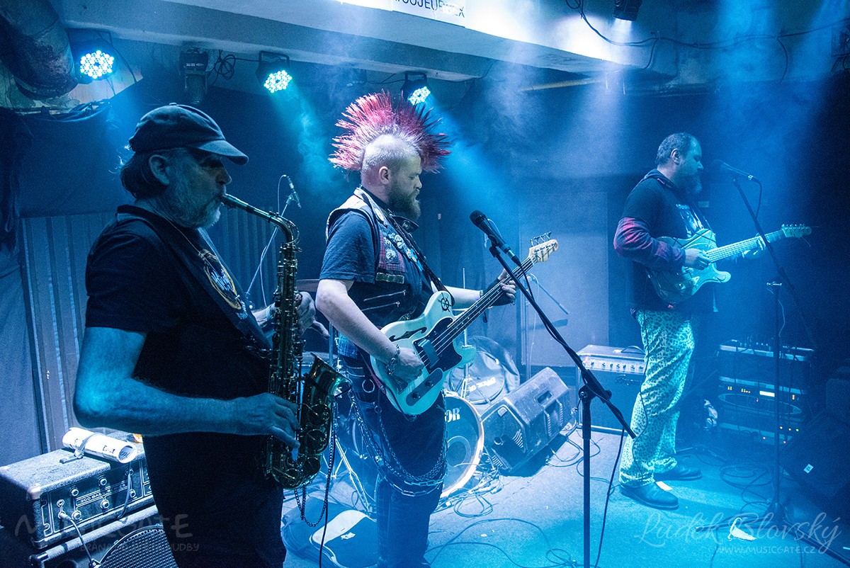 Kapela Přestupková Komise