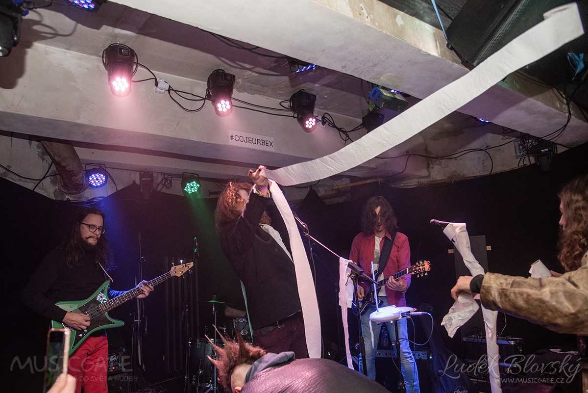 Kapela Johnny Service