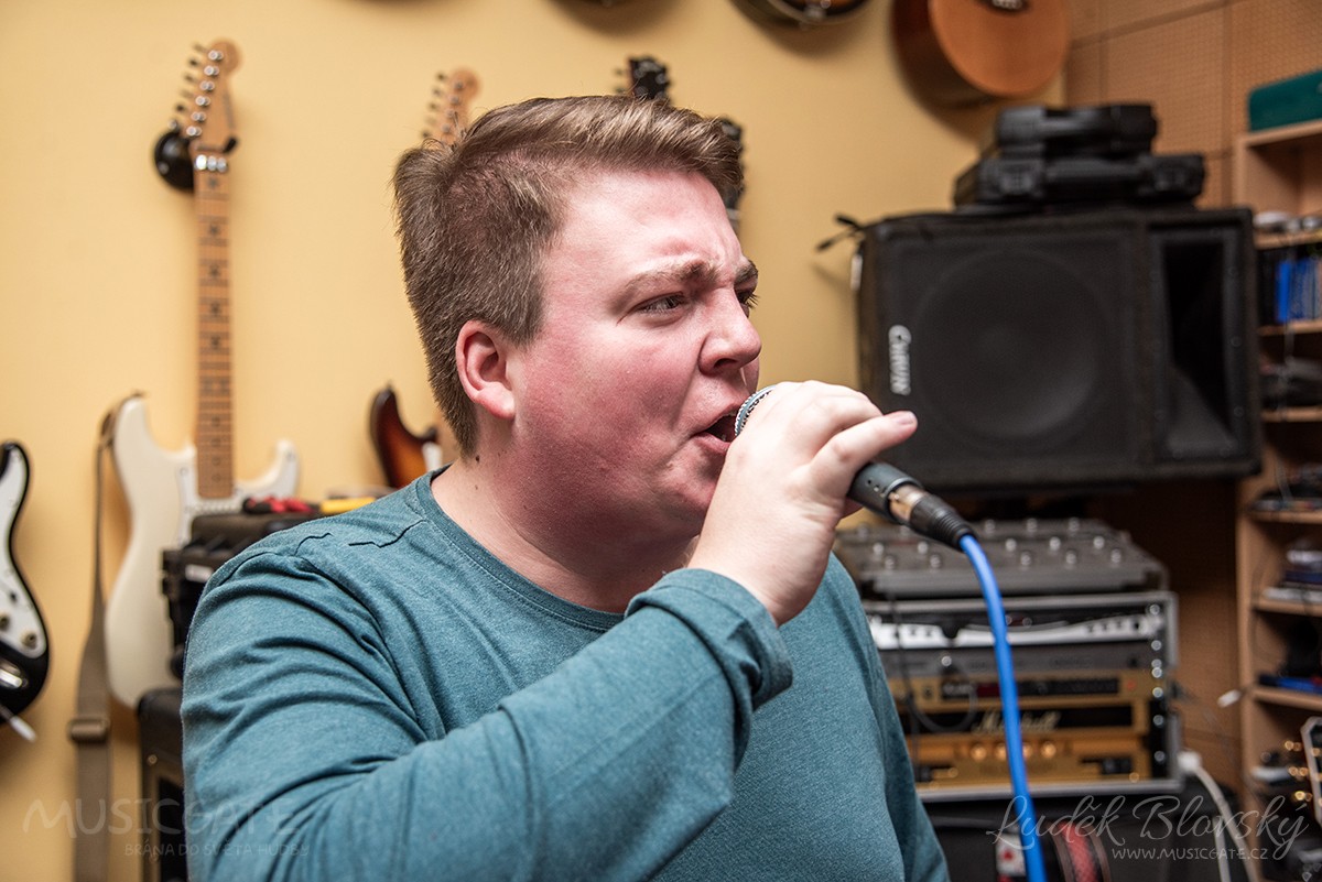 Kapela LORD - hlavní vokál, Jirka