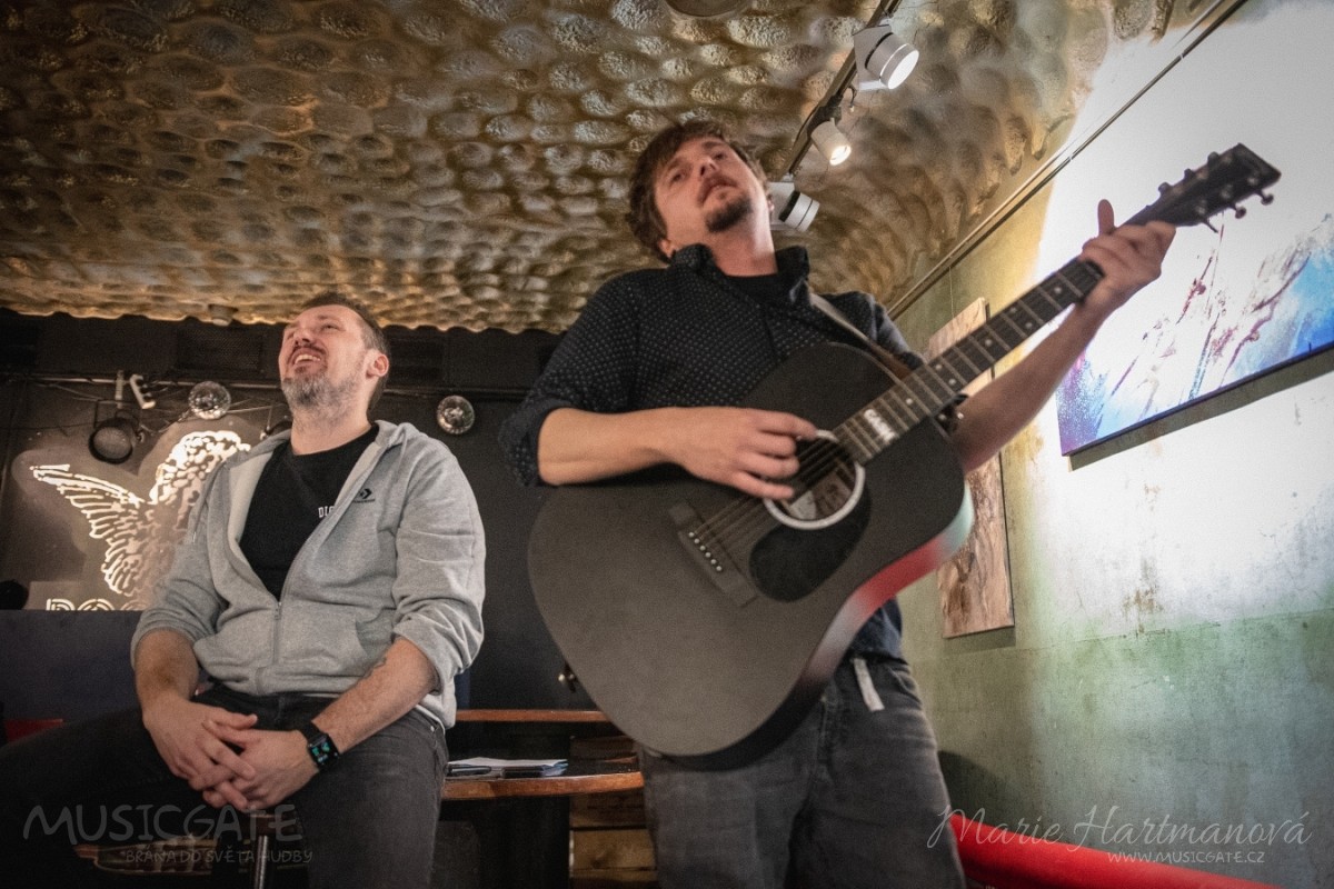 Vraťme se k&nbsp;novému albu. Vydáváte nové &hellip;