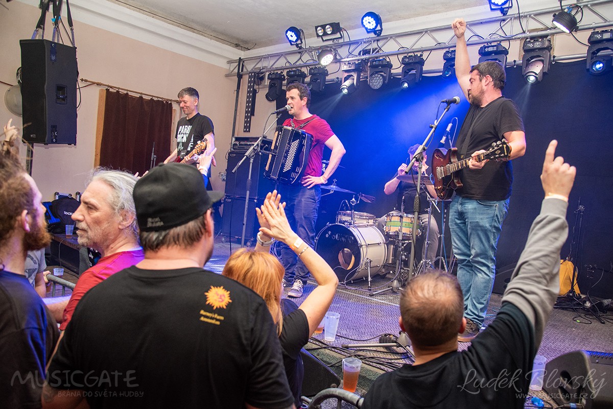 Kapela Dukla Vozovna