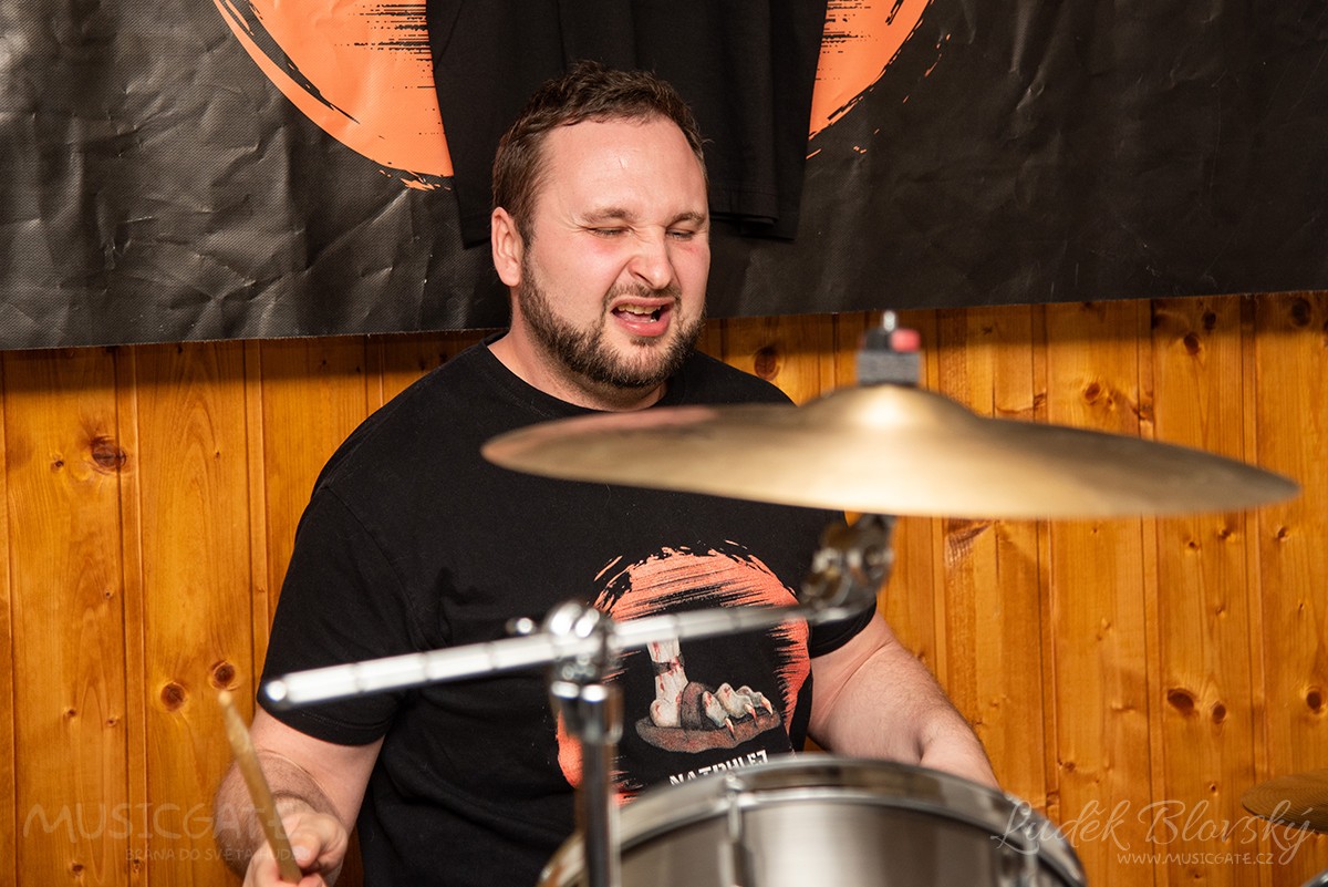 Kapela Natrhlej Sandál