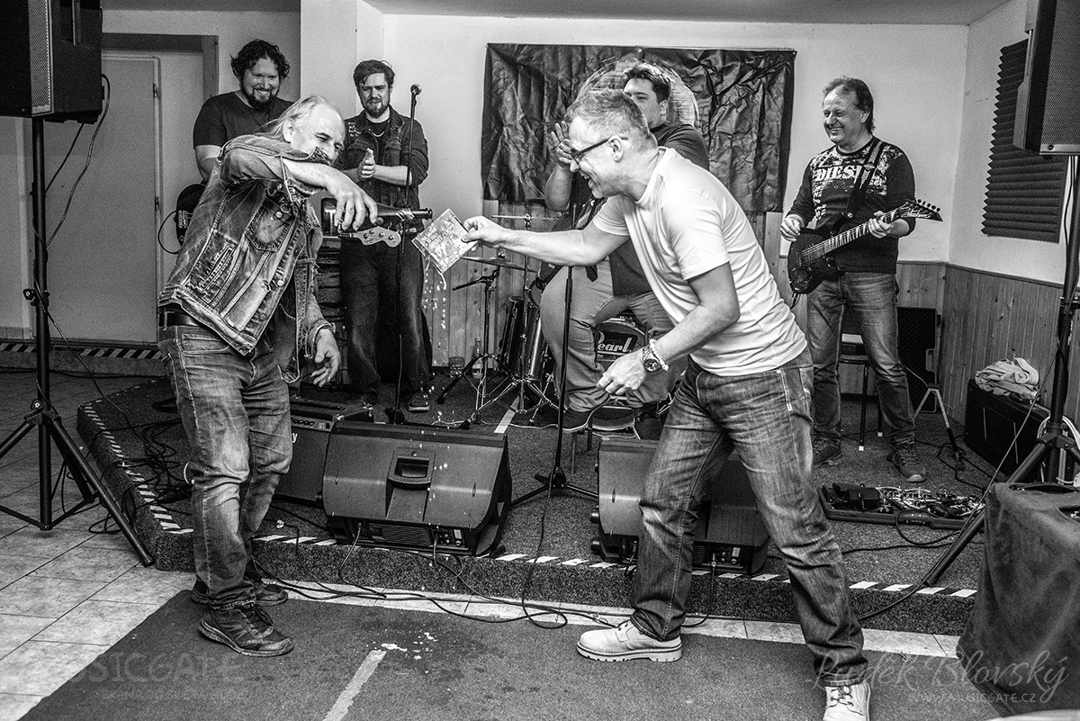 Kapela Natrhlej Sandál – křest alba