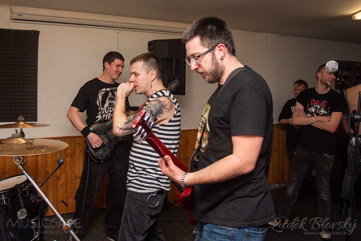 Kapela Zvýšený Riziko