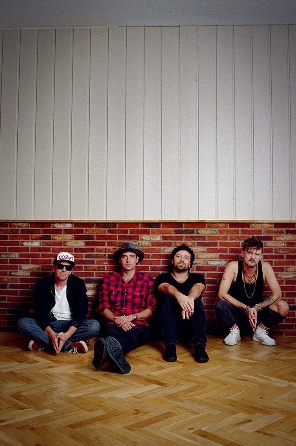 Dramaturgii večera doplňuje dvojice domácích &hellip;