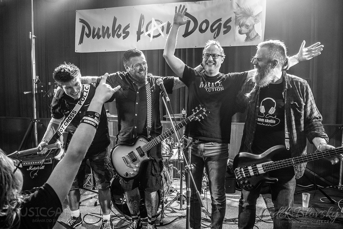 Kapela Upside Down!cz