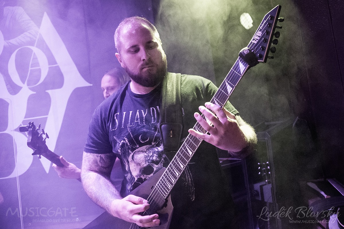 Kapela Reflections Of Amnesia