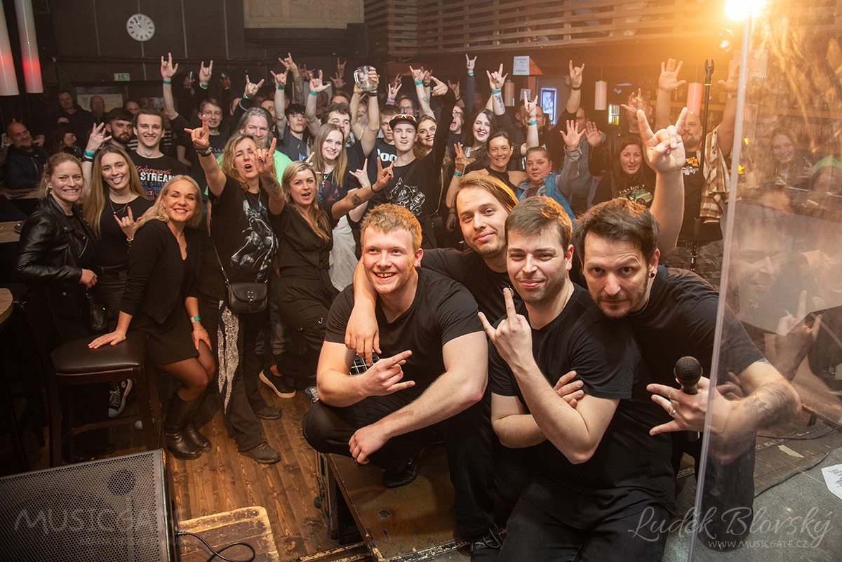 Kapela Pearly Seconds s fans