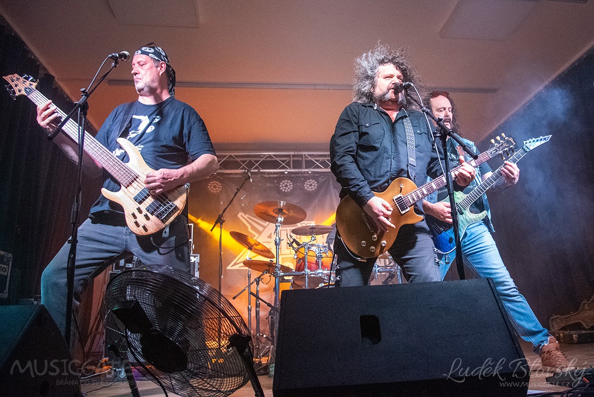 Kapela Aleš Brichta Cover