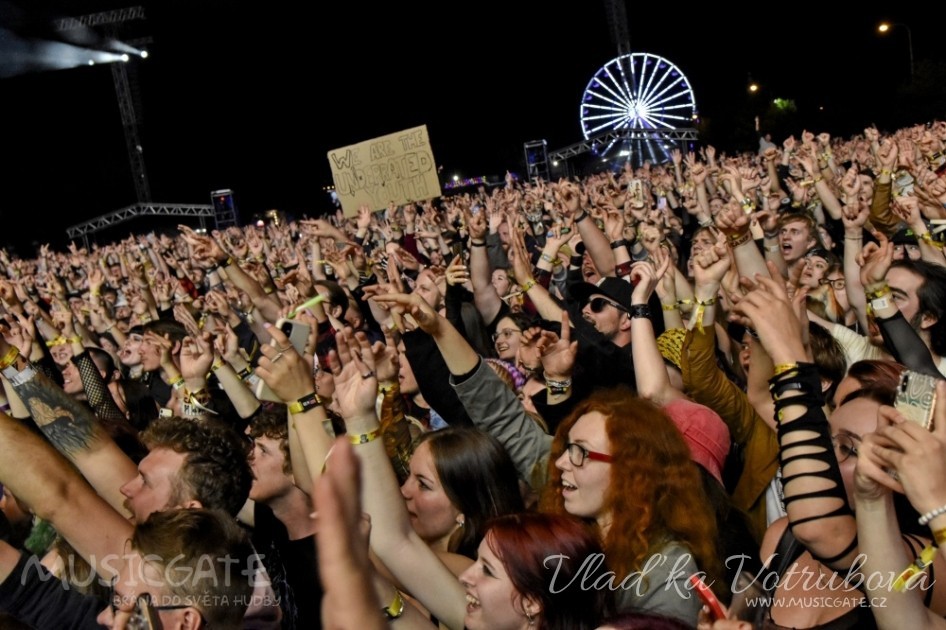 Nově oznámený program:
	
	30 Ro(c)ků for &hellip;