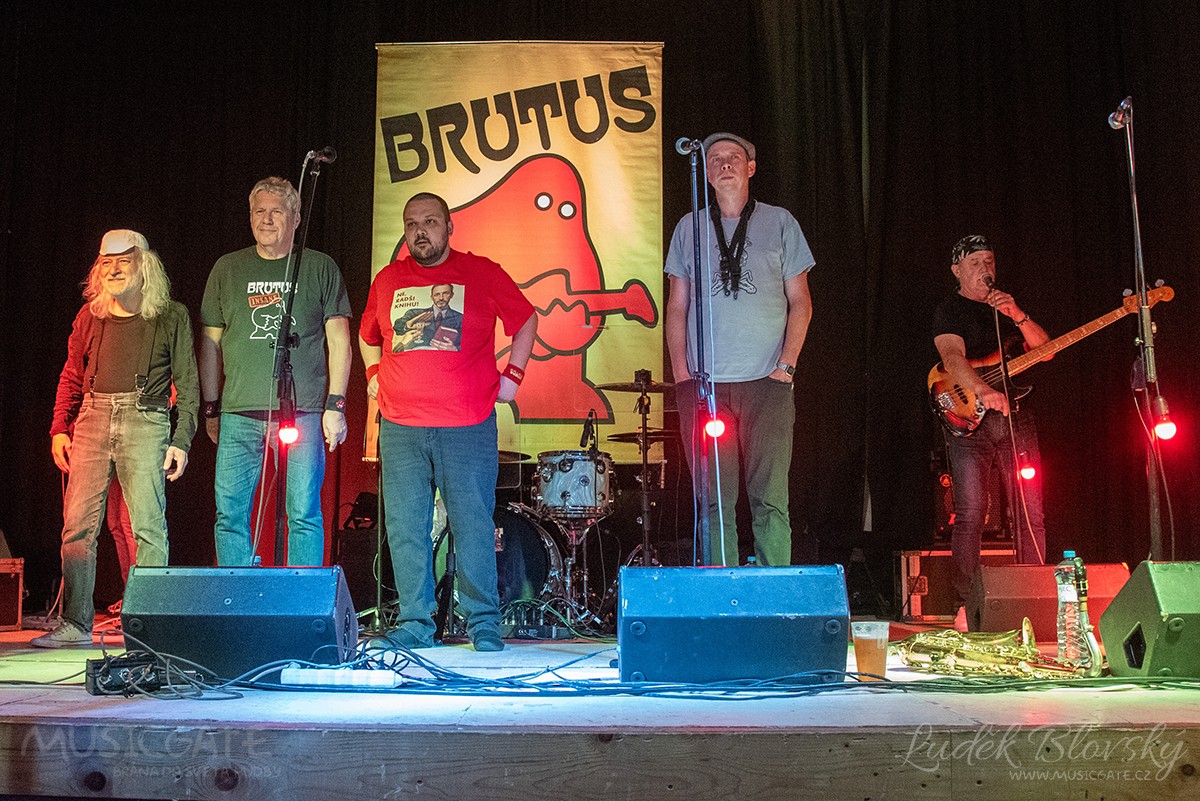 Kapela Brutus