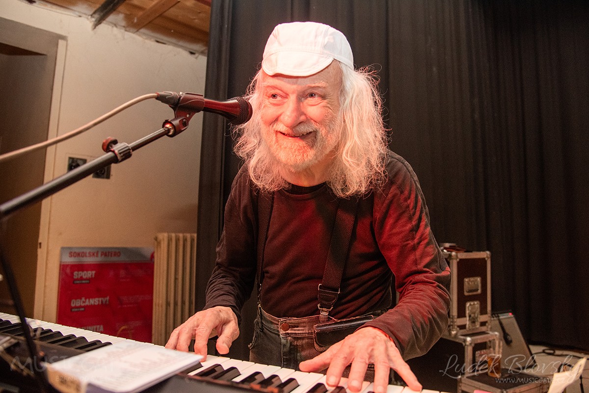 Kapela Brutus