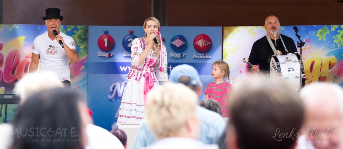 Peťo - Petr Šiška a Vlasta Mudríková s Liborem Pyškem
