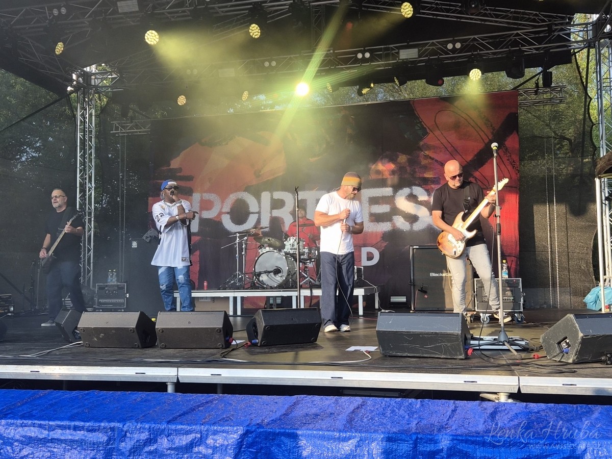 Portless v čele s Kryštofem Michalem feat.Henry D. na Gulášfestu ve Valmezu