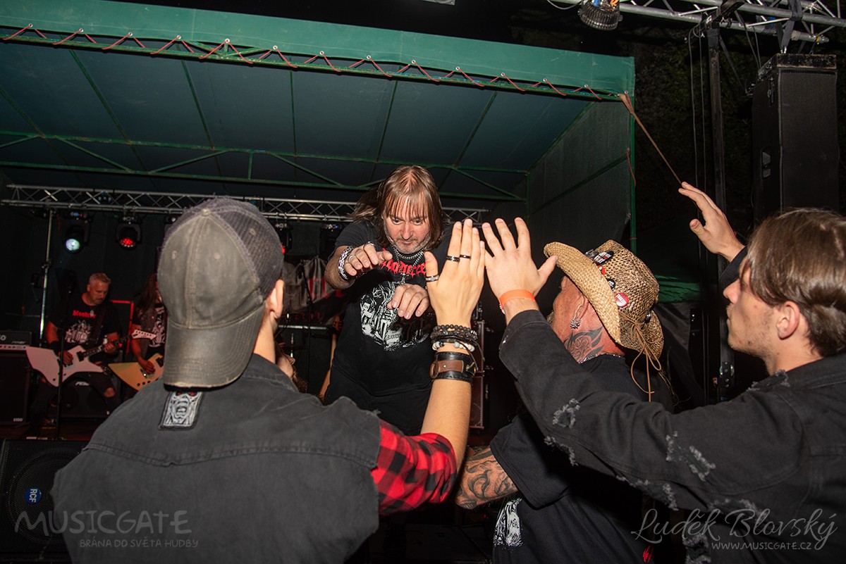 Z koncertu kapely Bloodcreek