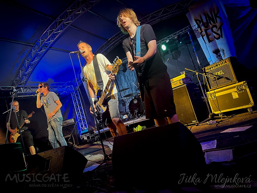 Houba Punk Fest vol.6, Chrudim