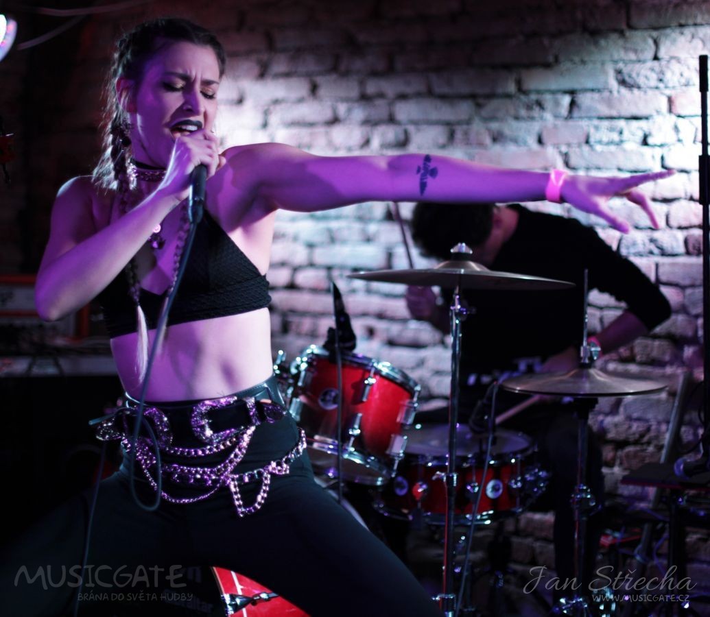 Ve středu se konal v Café V lese koncert …