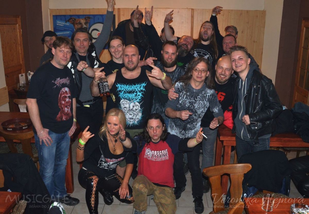 Kullt Sklla, Fleshless, Tӧrr - nářez v Jindřichově Hradci