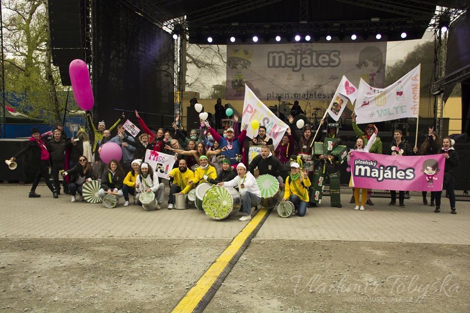 Jen růžová to může být, aneb plzeňský Majáles je za námi