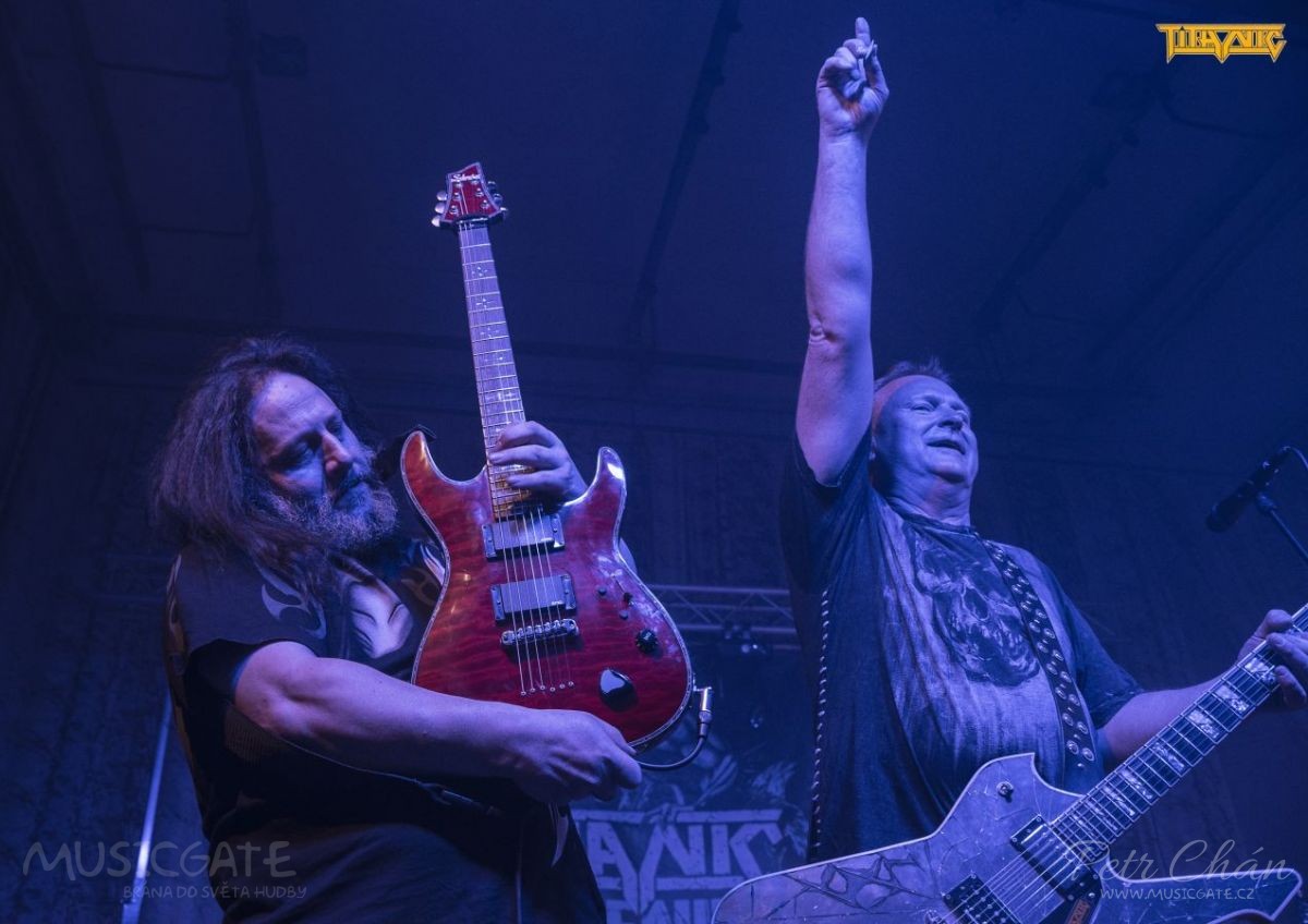 Na 6. Metalovou palbu do Jílovic přijely kapely jako Titanic, Metalmor, Parazit a Proč Ne!