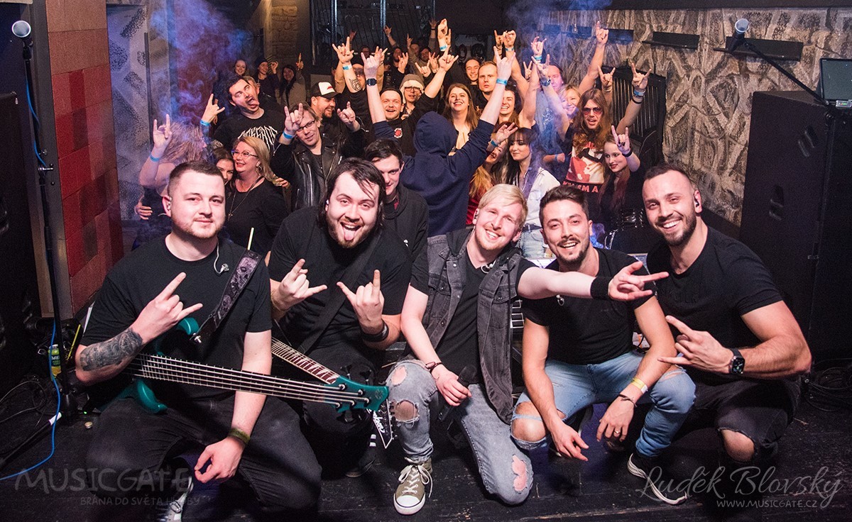 Nad Lampou se zatáhlo – Rocková bouře udeřila plnou silou