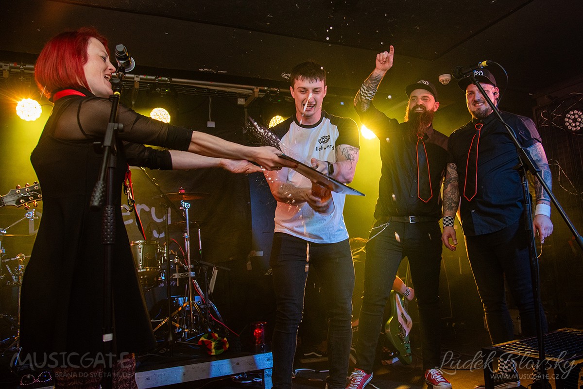 Pražští Deliwery pokřtili v Rock Café nové album s názvem III ve velkém stylu