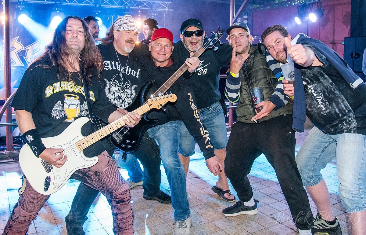 Chlumčanský Mini Fest pro dobrou věc byl cílený na pomoc nemocnému Matymu