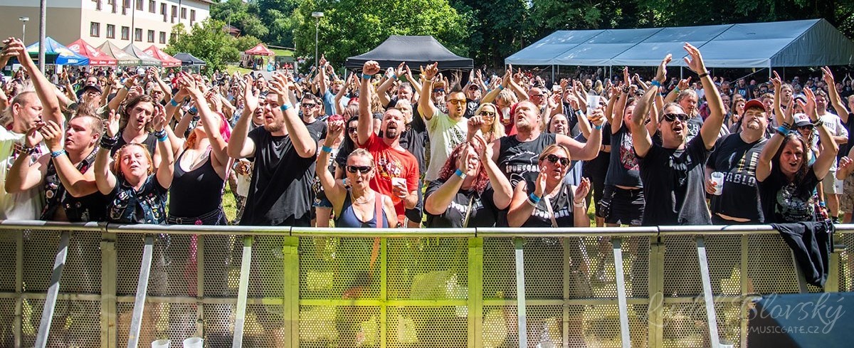 Do české elitní festivalové mapy si multižánrový Rock for JK Manětín připsal již 16. hudební zářez