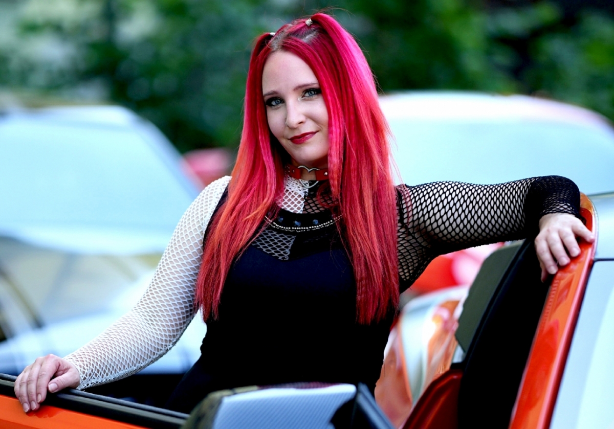 Bára Zemanová & BAND vyjeli na letní tour. Zvou na Footfest i na oslavy 10 let pivovaru Raven!