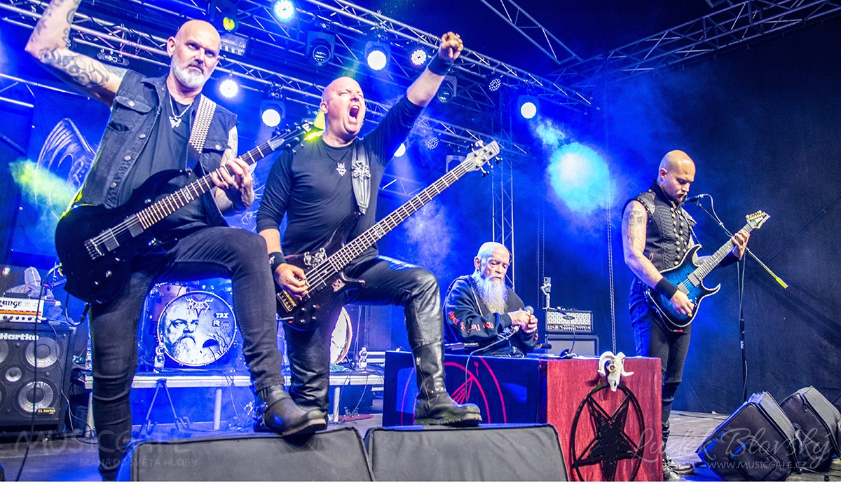 Metalový Armageddon Of Decibels se v osmém ročníku pochlubil několika exkluzivitami