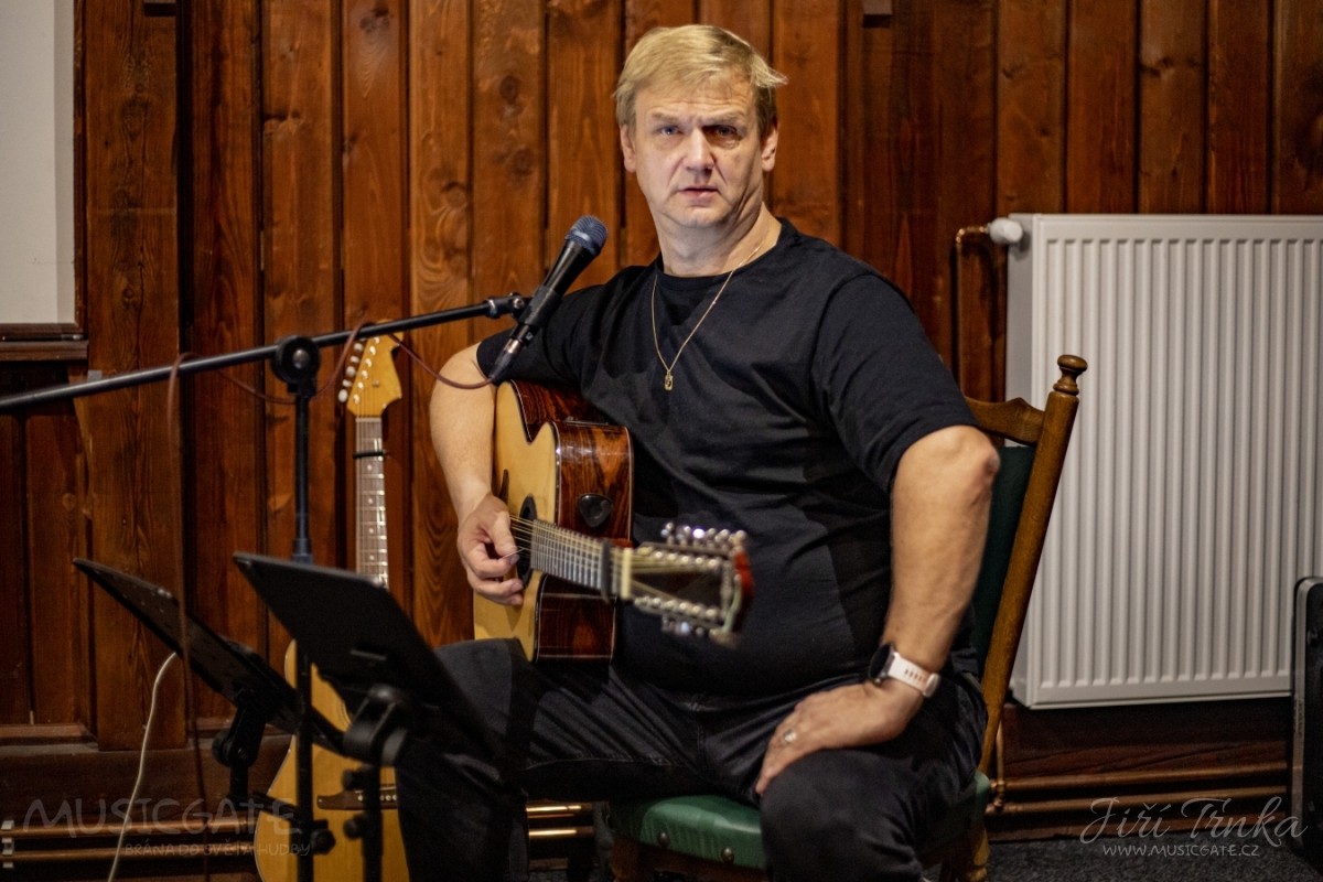 František Nedvěd ml. hrdě šíří legendární hudební stopu svého otce Františka i strýce Honzy