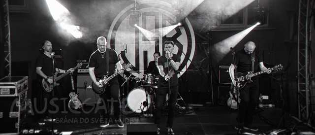 JSB  vydali svůj první klip