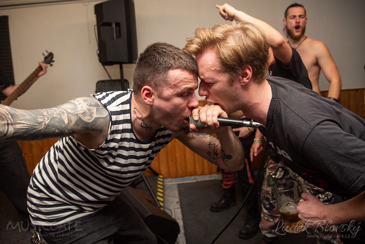 O tom, že punk je na Plzeňsku v rozkvětu, přesvědčila hosty na Tachovské stejnojmenná hudební akce